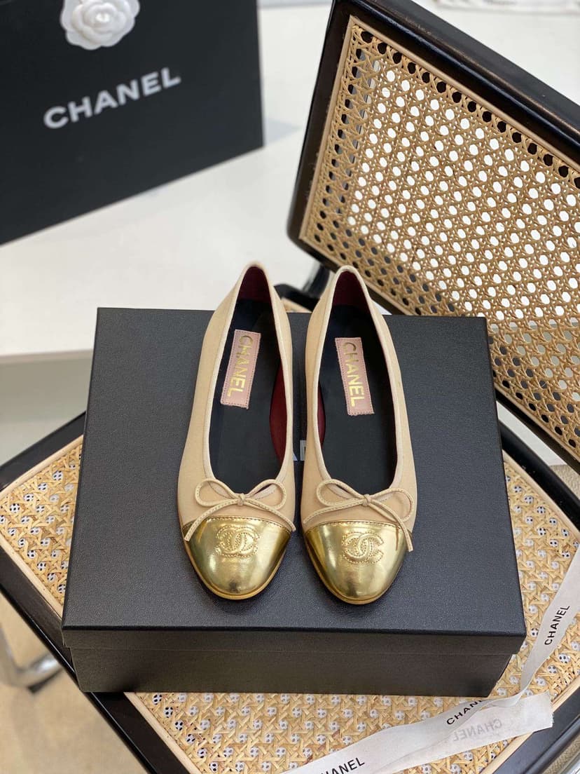 Chanel Ballet Flats Gold For Women