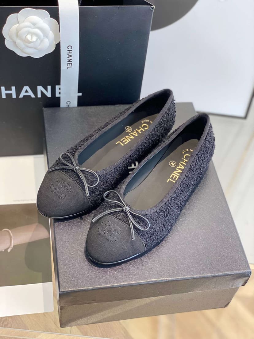 Chanel Ballet Flats Black For Women