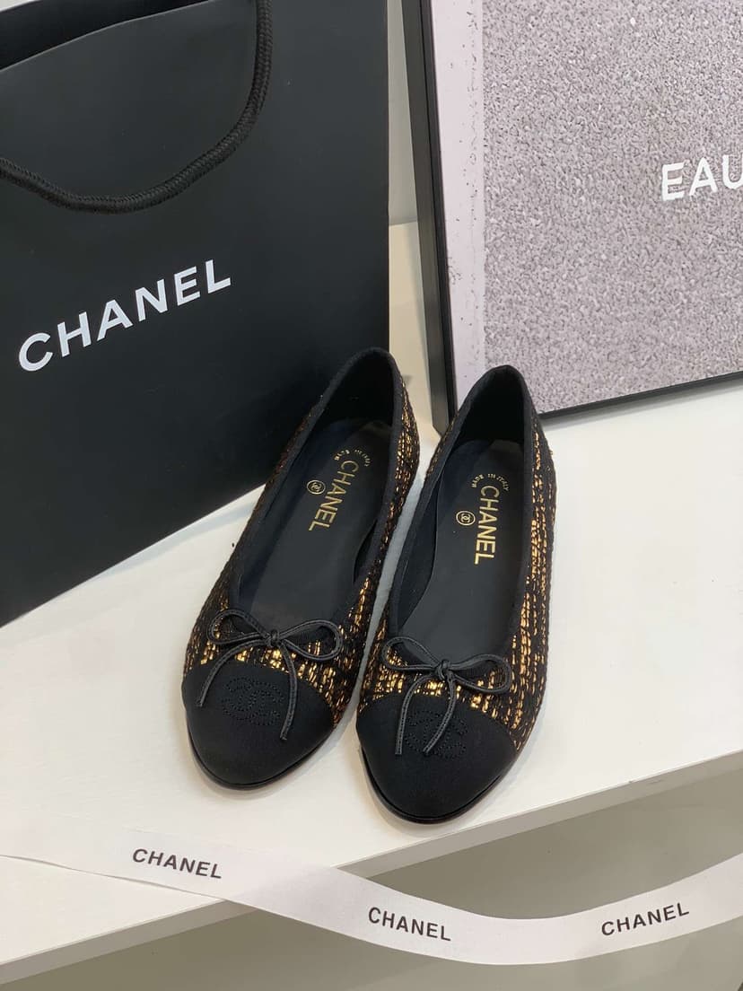 Chanel Ballet Flats Gold For Women