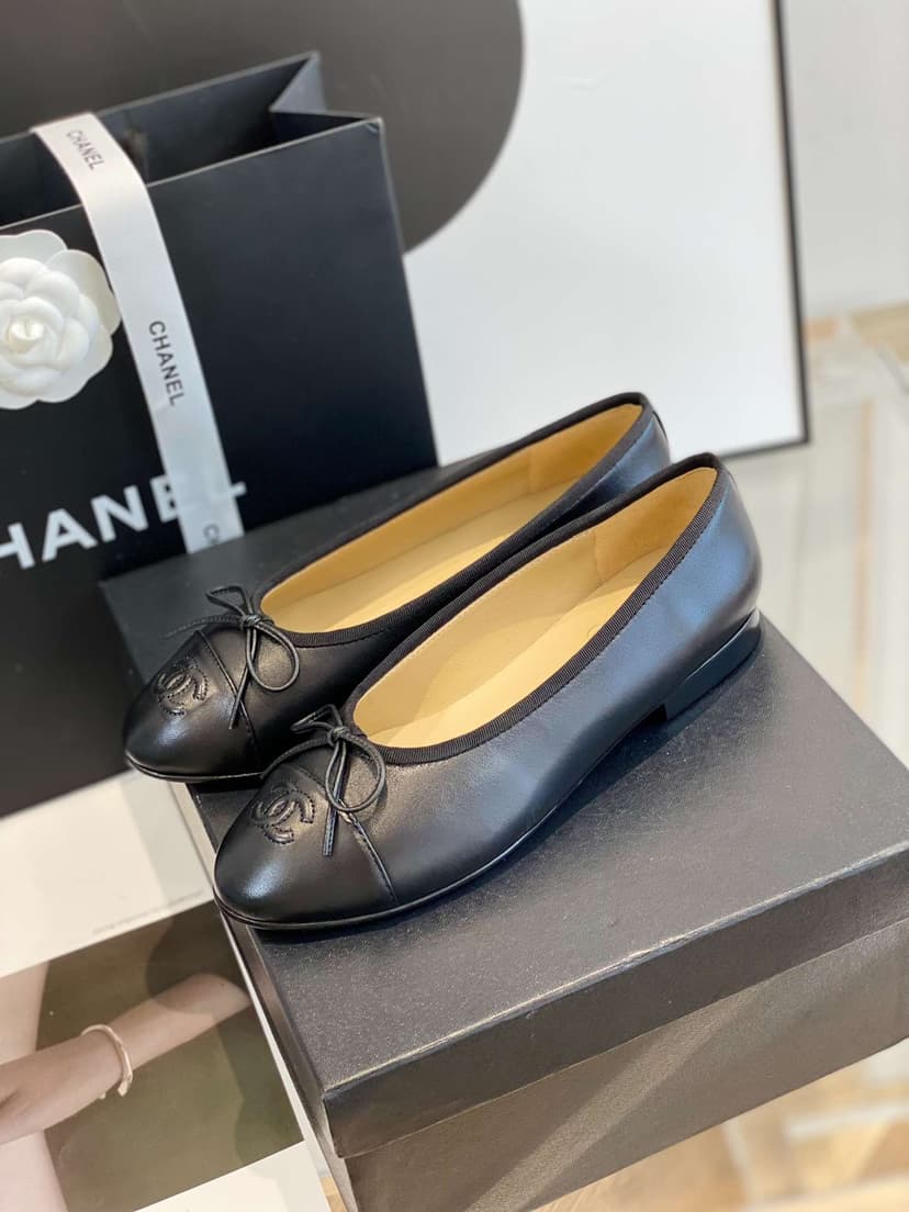 Chanel Ballet Flats Black For Women