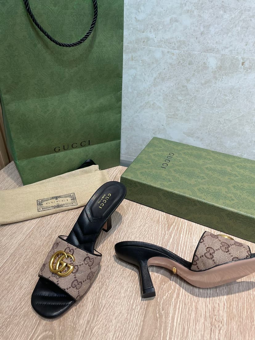 Gucci Double G Slide Sandal Chevron Matelasse Black For Women GG 674839