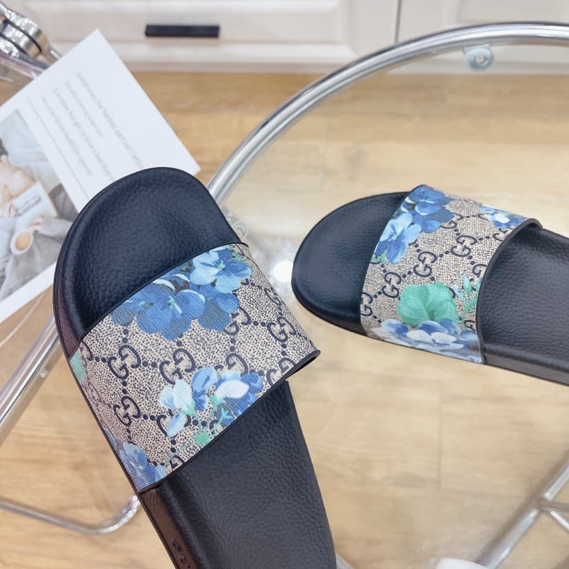 Gucci Men's Slides Bloom Print Blue For Men 408508 G2200