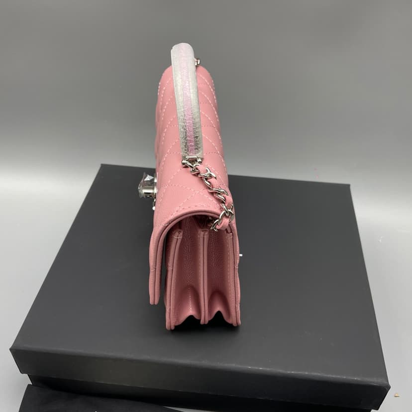 [True-to-ORIGINAL] Chanel Clutch With Chain Pink 7.3in/18.5cm For Women
