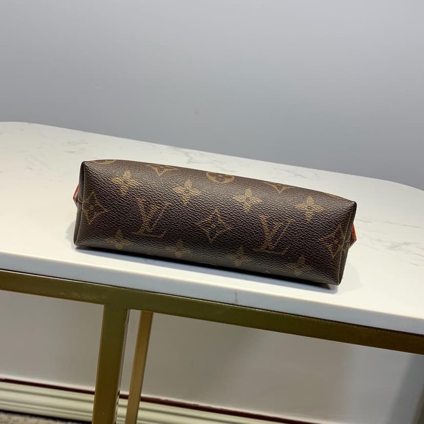 Louis Vuitton Cosmetic Pouch PM Monogram Canvas For Women, Women's Bags 7.5in/19cm LV M47515