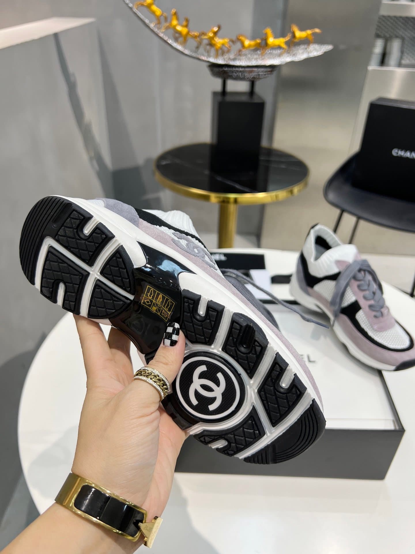 undefined - alternate