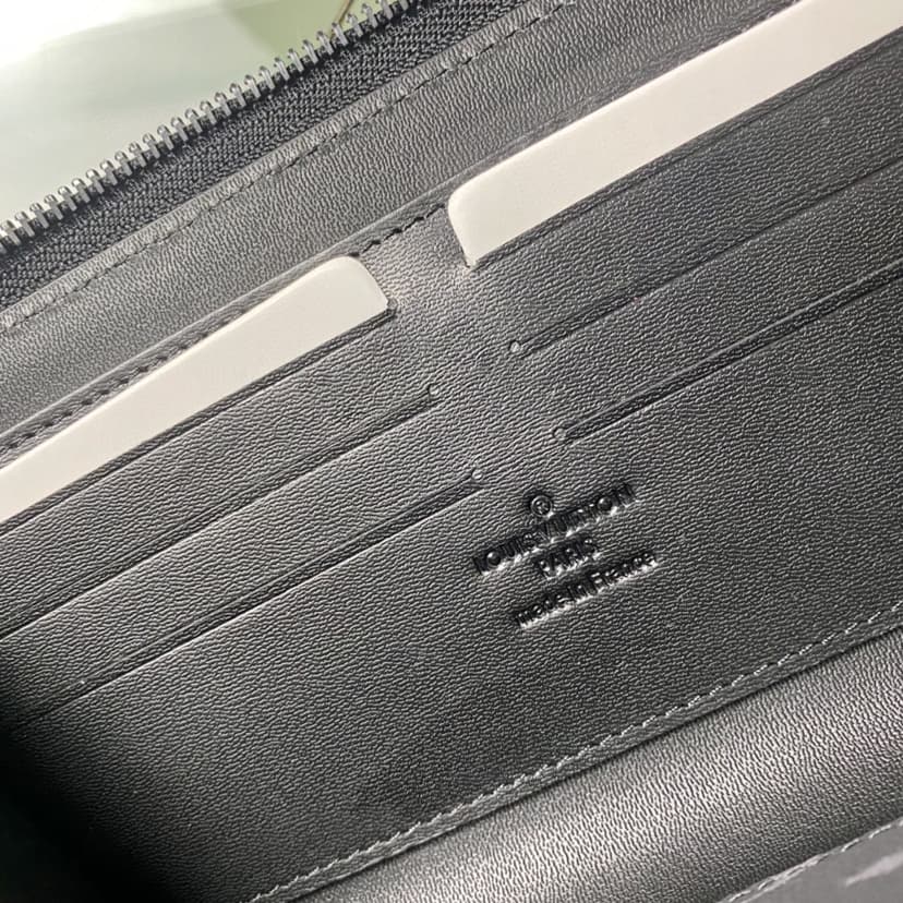 Louis Vuitton Zippy Wallet Trunk Monogram Eclipse For Men, Men's Wallet 7.7in/19.5cm LV M80558