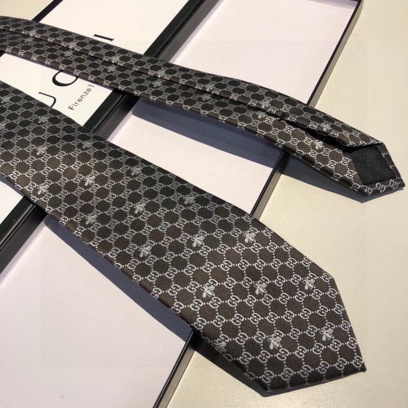 Gucci GG Bees Silk Tie Black GG Men Tie  ‎545078 4E002 1062