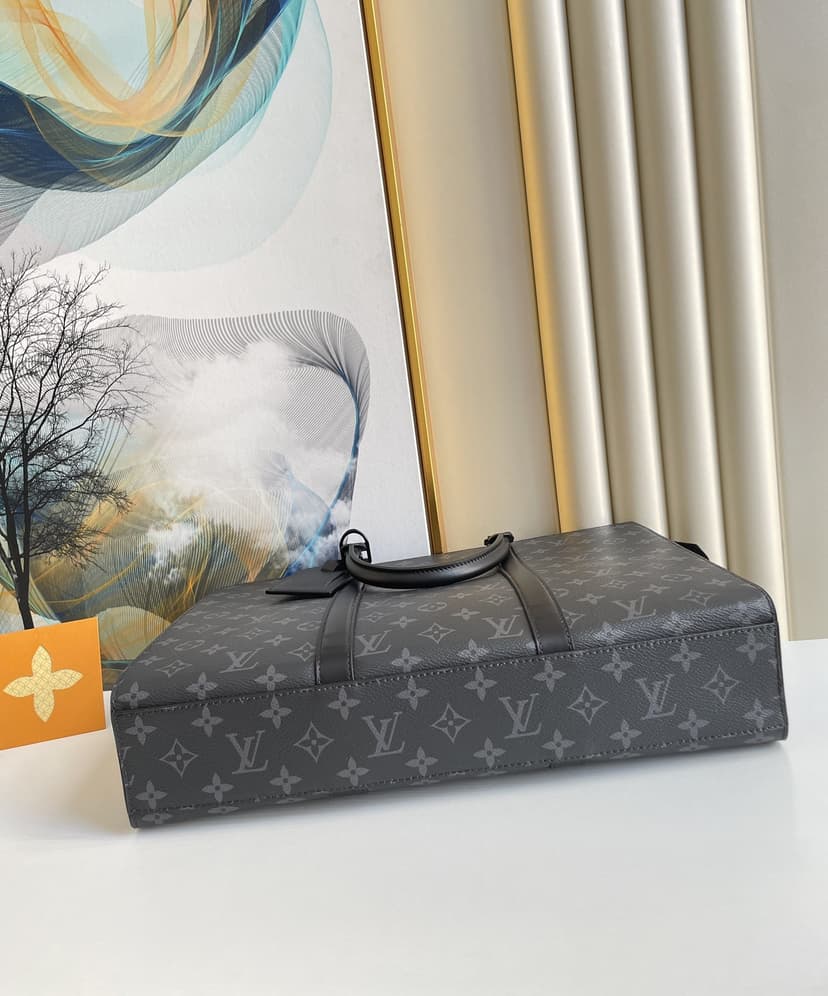 Louis Vuitton Sac Plat Horizontal Zippe Monogram Eclipse For Men, Men's Bags, Shoulder And Crossbody Bags 15.4in/39cm LV M45265