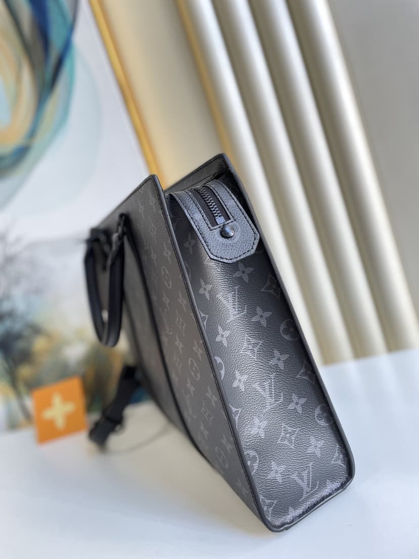 Louis Vuitton Sac Plat Horizontal Zippe Monogram Eclipse For Men, Men's Bags, Shoulder And Crossbody Bags 15.4in/39cm LV M45265