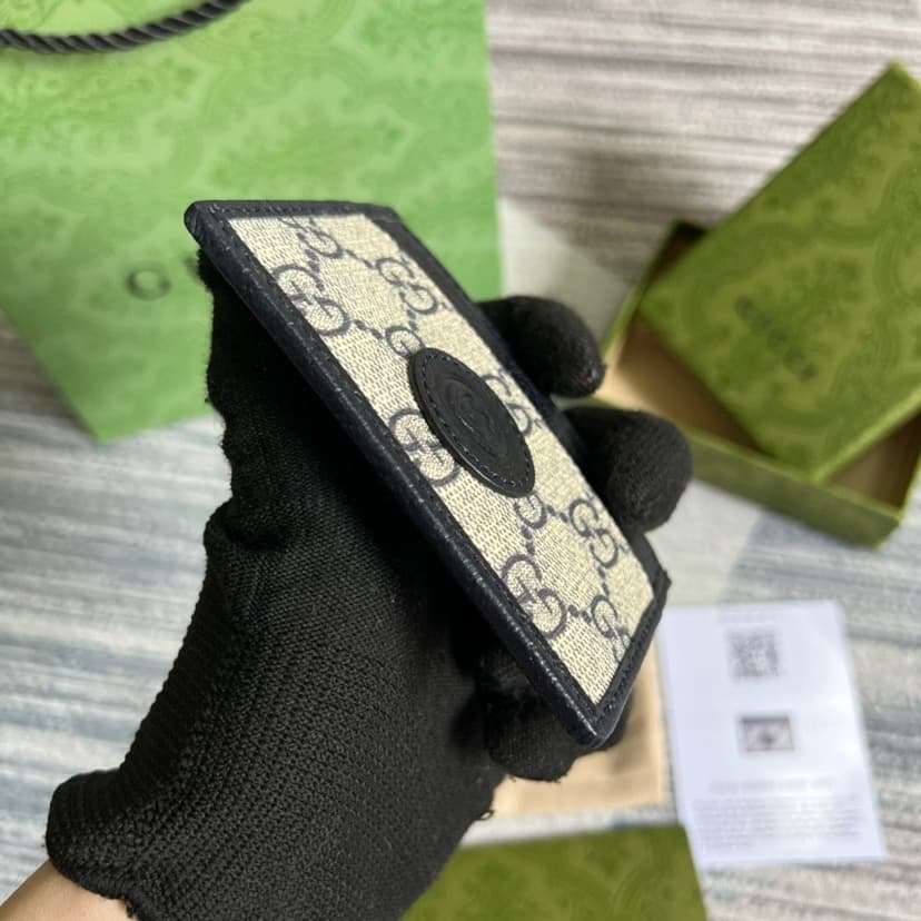 Gucci Card GG Case with Interlocking G Light Grey For Men 4in/10cm GG 673002 K9GSN 4075