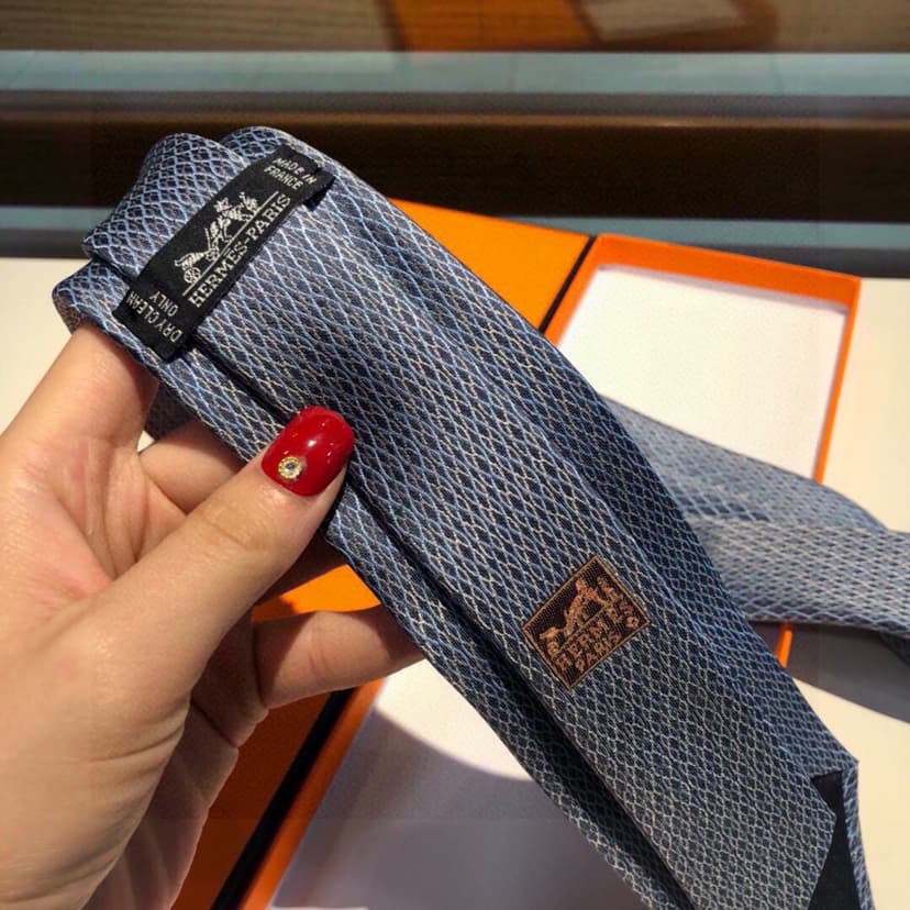Hermes Tie With Spiral Pattern Grey Hermes Men Tie