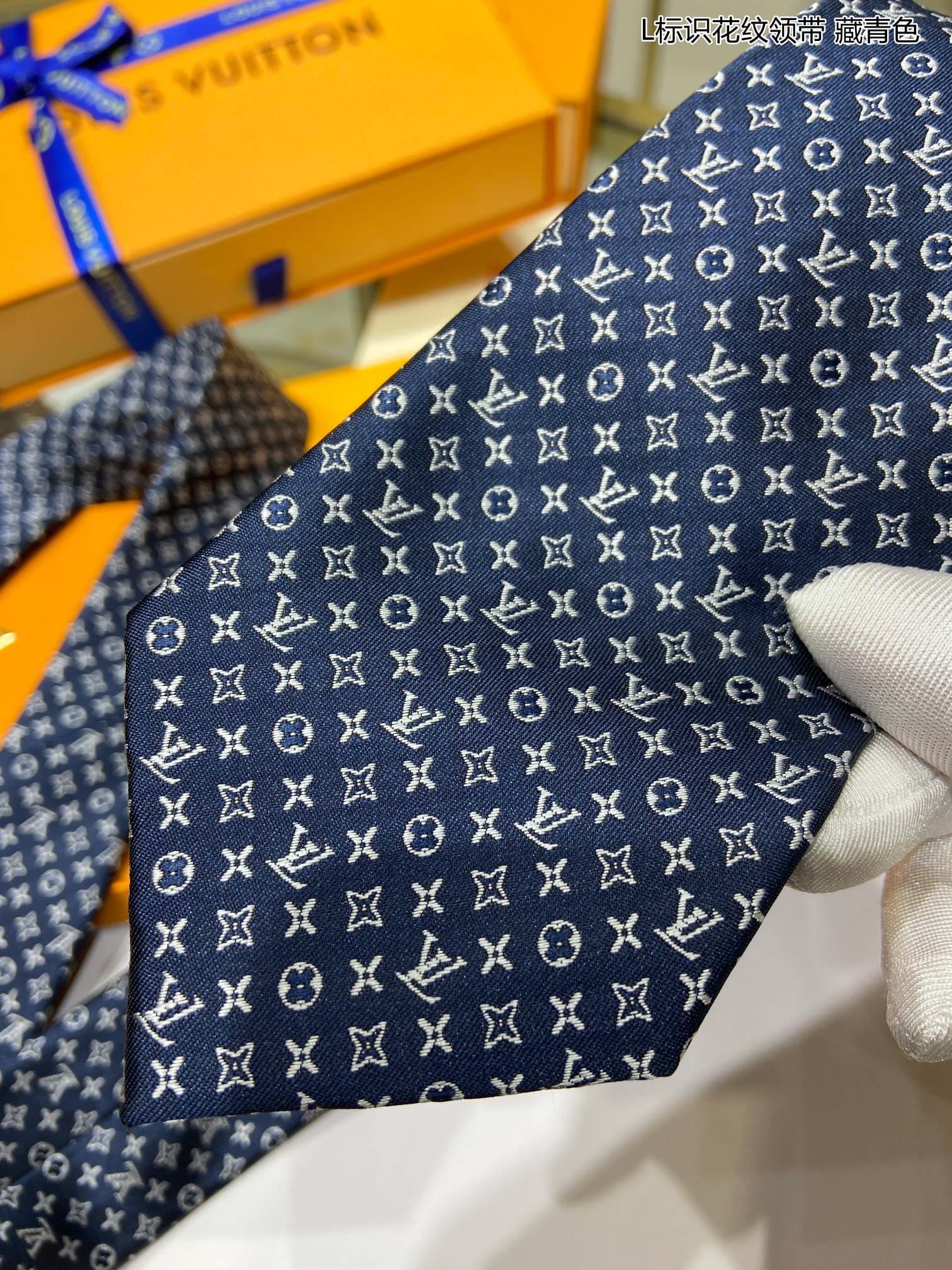 undefined - alternate