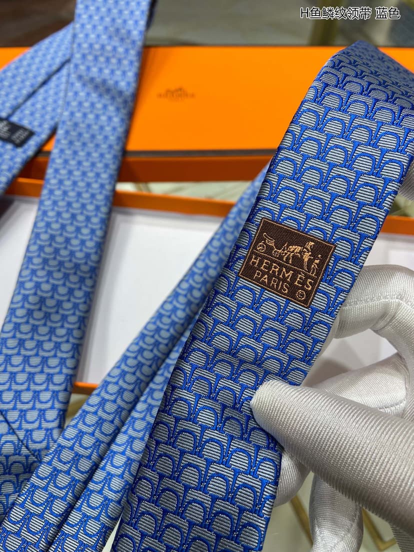 Hermes Tie 7 Horseshoes Tie Blue Hermes Men Tie