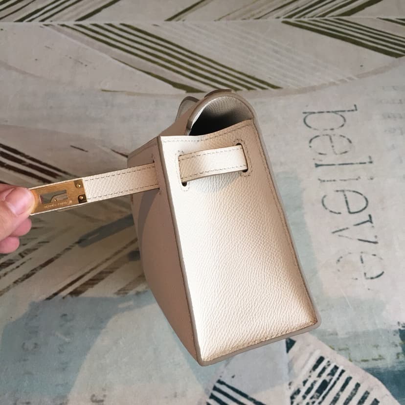 Hermes Kelly Pochettee White For Women Gold Toned Hardware 8.5in/22cm