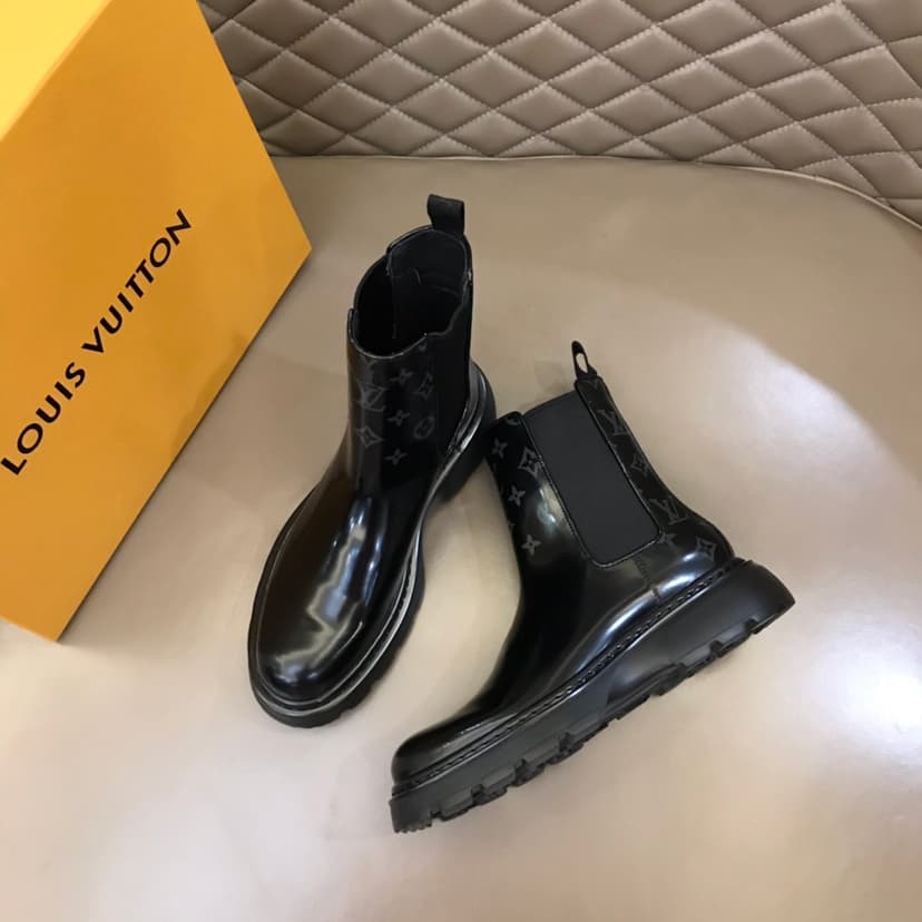 Louis Vuittion LV Bold Chelsea Boot Black For Men LV 1A9FE5