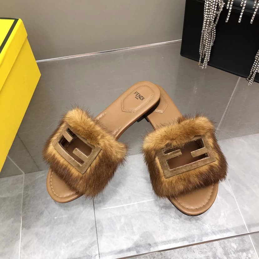 Fendi Signature Brown Mink Slides For Women 8R8136AKXPF0XT6