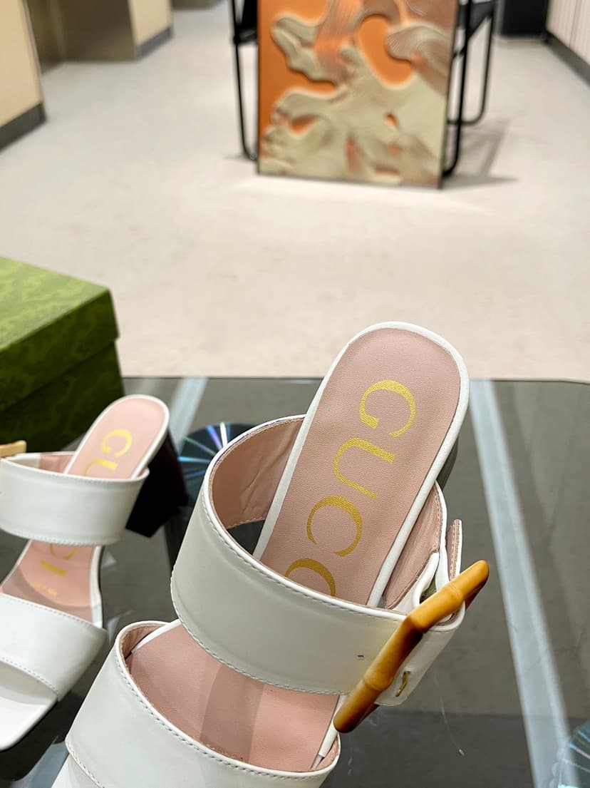 Gucci Women's Sandal With Bamboo Buckle White For Women GG‎ 674821 C9D00 9022