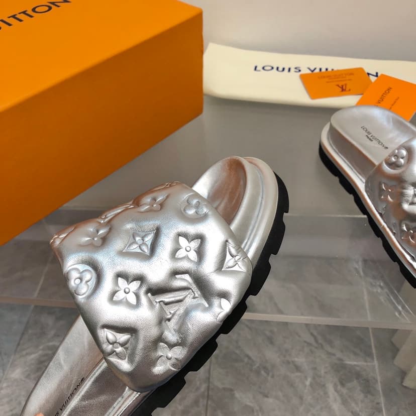 Louis Vuitton Women's Pool Pillow Flat Comfort Mule Sliver For Women LV 1AACEM