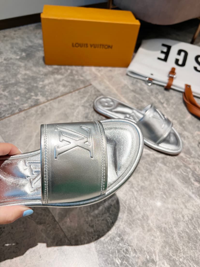 Louis Vuitton Women's Magnetic Flat Mule Sliver For Women LV 1AA1KZ