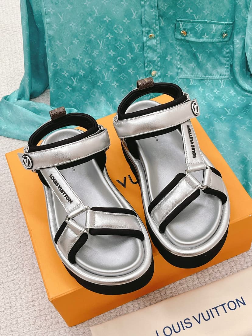 Louis Vuitton Women's Pool Pillow Flatform Comfort Sandal Sliver For Women LV 1AACHA