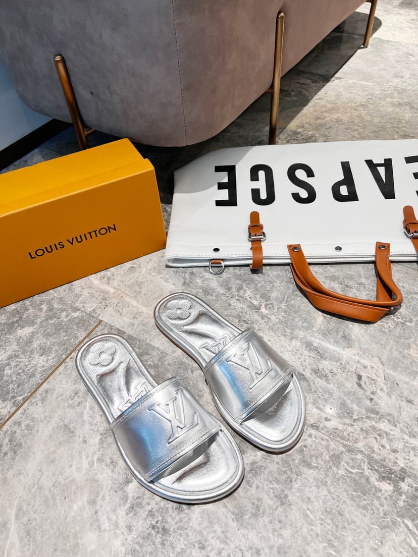 Louis Vuitton Women's Magnetic Flat Mule Sliver For Women LV 1AA1KZ
