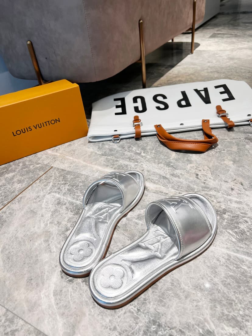 Louis Vuitton Women's Magnetic Flat Mule Sliver For Women LV 1AA1KZ