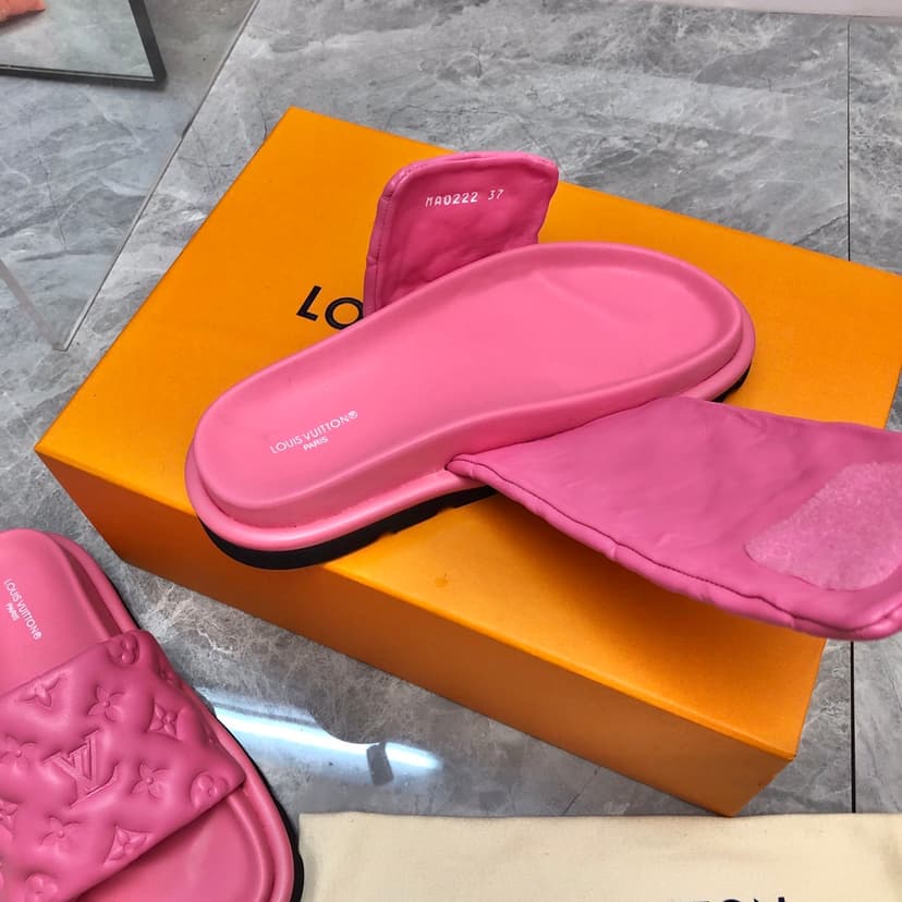 Louis Vuitton Women's Pool Pillow Flat Comfort Mule Pink For Women LV