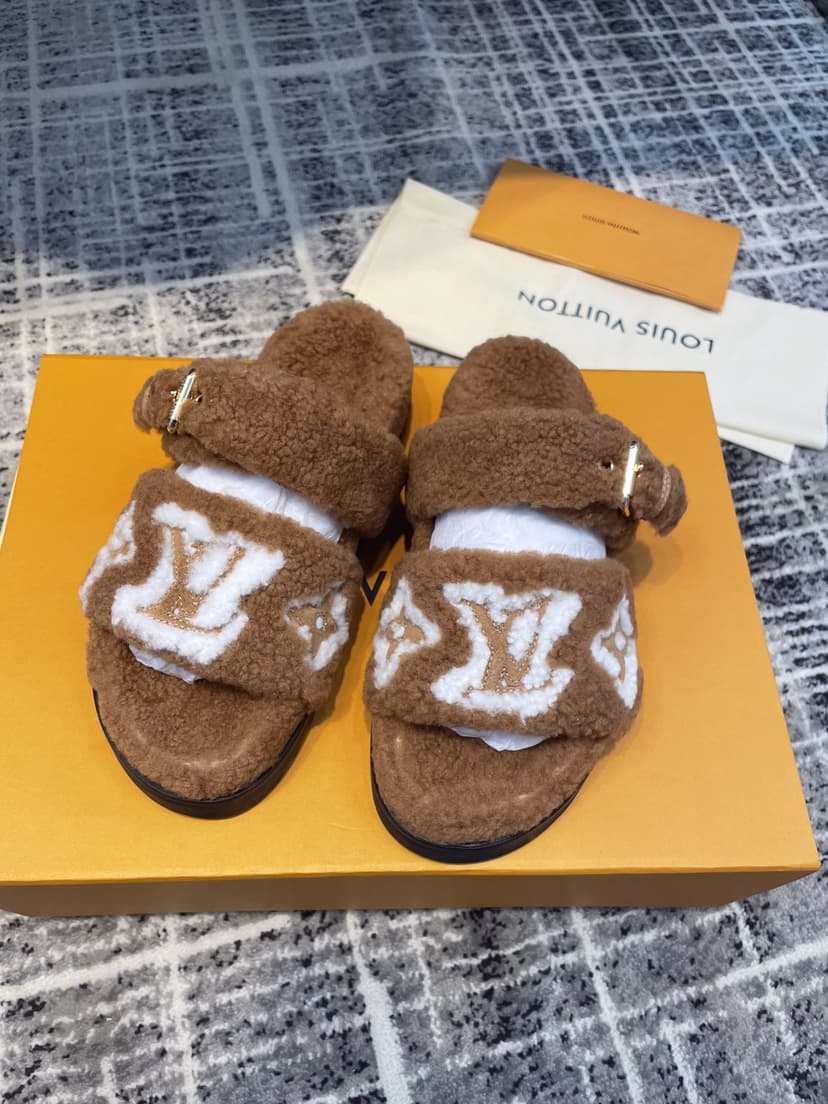 Louis Vuitton Women's Paseo Flat Comfort Mule Cognac For Women LV 1AACRN