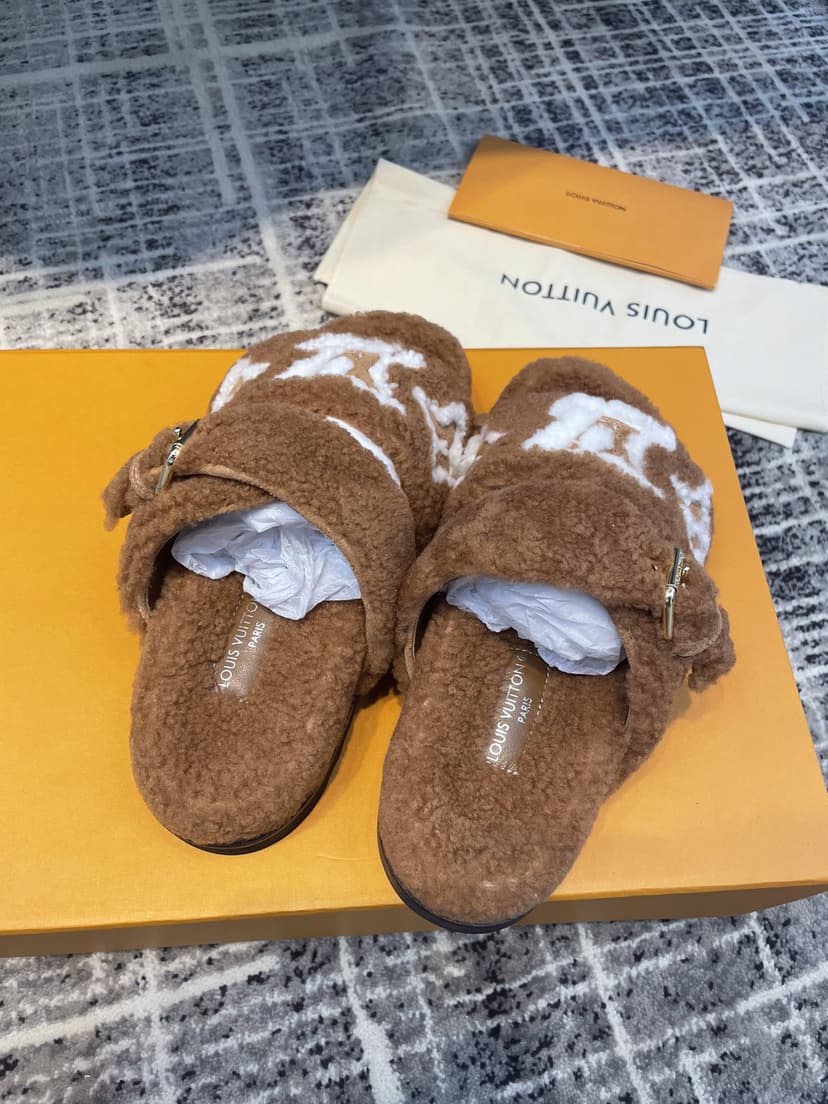 Louis Vuitton Women's Paseo Flat Comfort Mule Cognac For Women LV 1AACRN