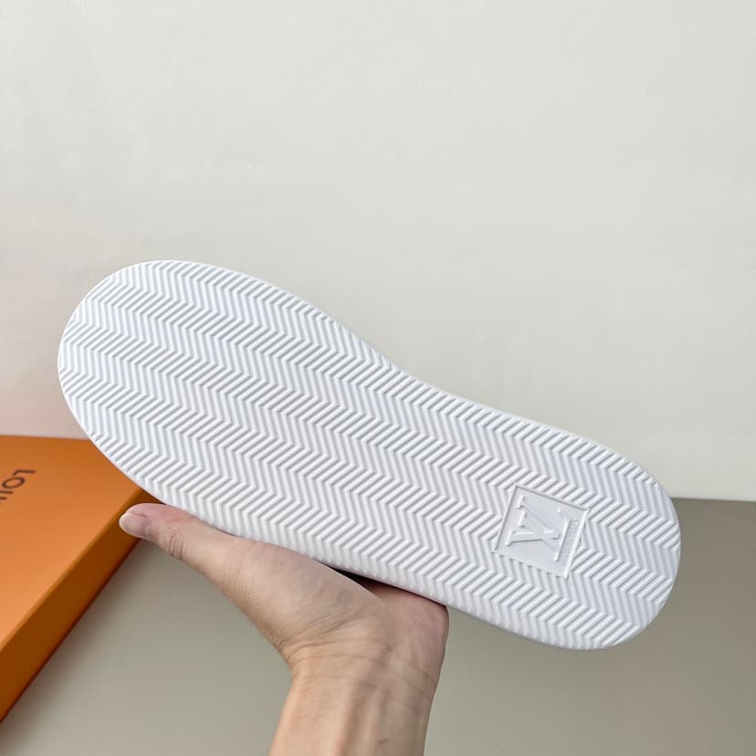 Louis Vuittion Beverly Hills Sneaker White For Men LV 1A8V3L