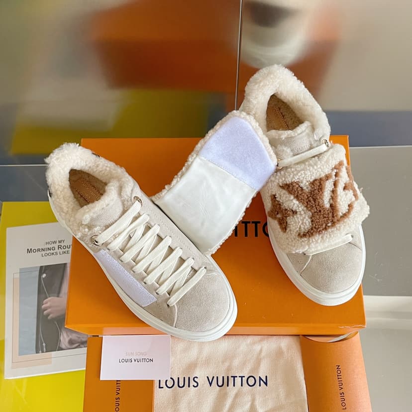 Louis Vuitton Women's Time Out Sneaker Nude For Women LV 1AADU0