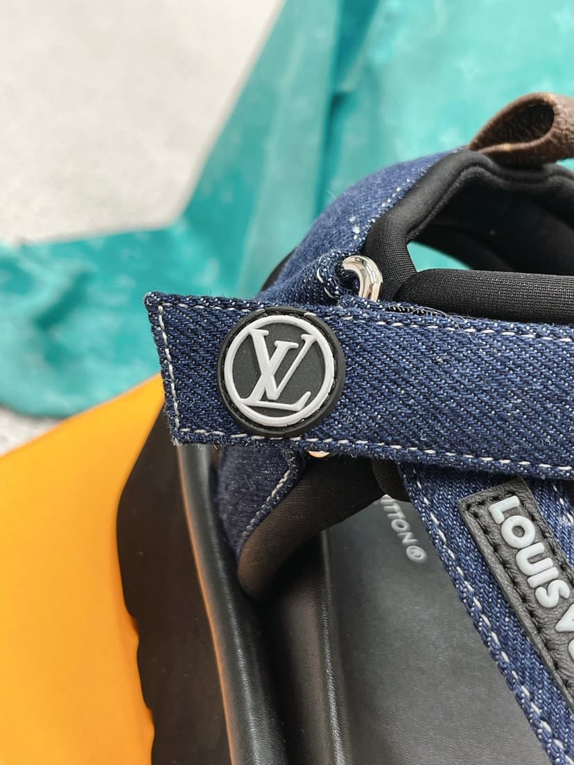 Louis Vuitton Women's Pool Pillow Flatform Comfort Sandal Blue For Women LV 1AACHL