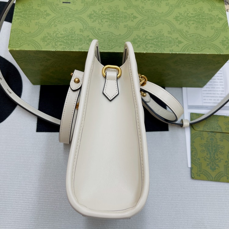 Gucci Marmont Matelasse Mini Bag White 696123 DTDHT 9022