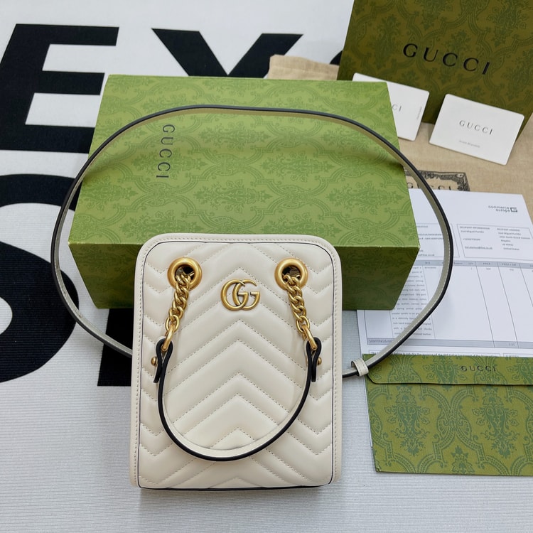 Gucci Marmont Matelasse Mini Bag White 696123 DTDHT 9022