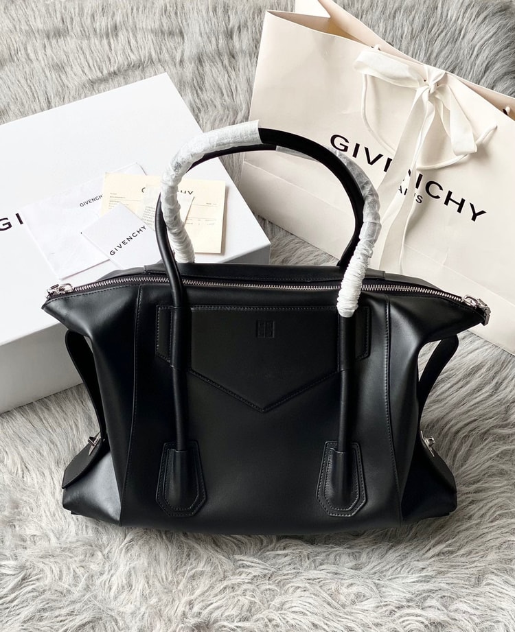Givenchy Small Antigona Soft Bag Black For Women, Women's Handbags, Shoulder Bags 17.7in/45cm GVC