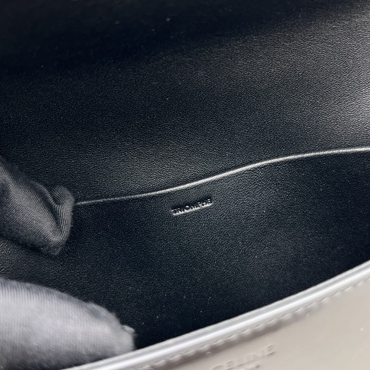 Celine Chain Shoulder Bag Triomphe Black 197993EQJ.38NN