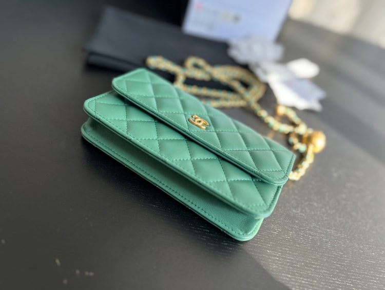 Chanel CC Wallet On Chain Bag Green