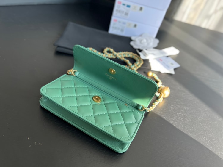 Chanel CC Wallet On Chain Bag Green