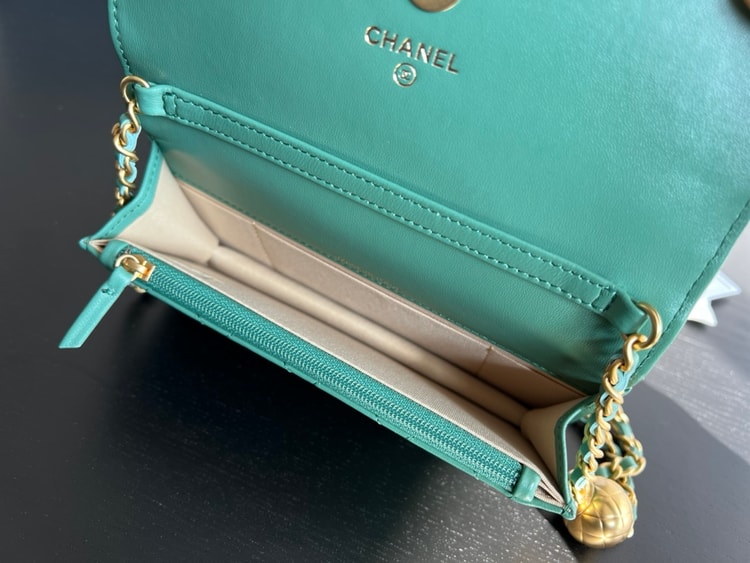 Chanel CC Wallet On Chain Bag Green