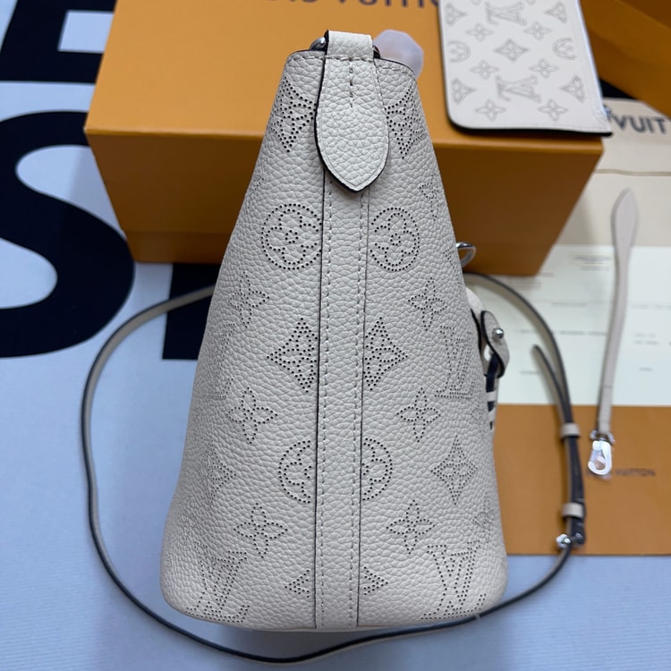 Louis Vuitton Blossom PM White