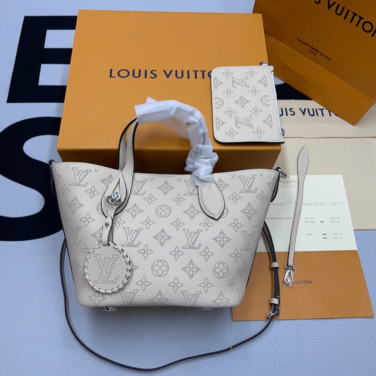 Louis Vuitton Blossom PM White