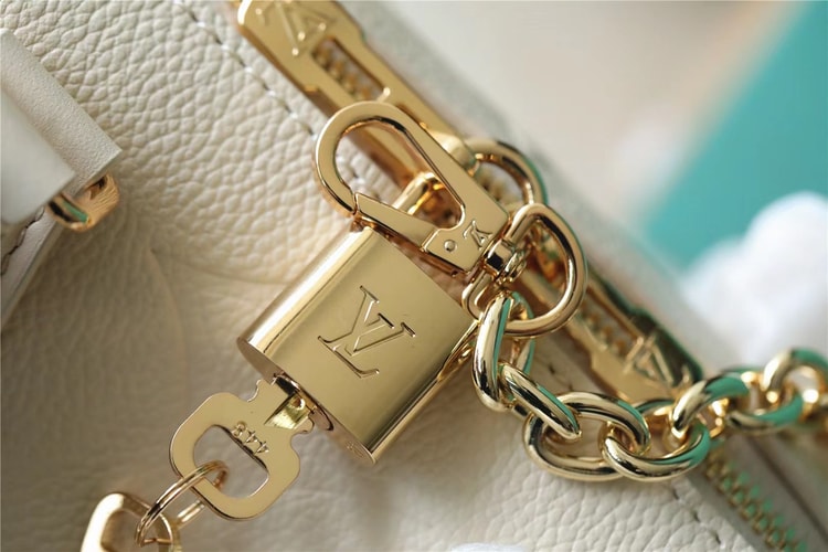 Louis Vuitton Speedy Bandouliere 20 White