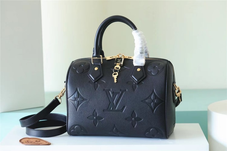 Louis Vuitton Speedy Bandoulière 25 Bag Black M58951