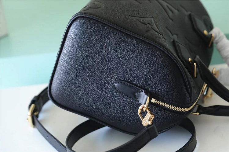 Louis Vuitton Speedy Bandoulière 25 Bag Black M58951