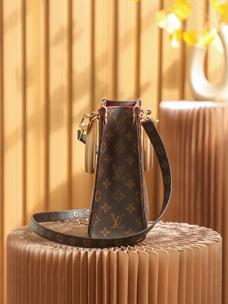 Louis Vuitton Sac Plat PM Monogram Canvas Brown For Women 32cm / 12.6in M45847