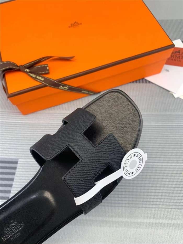 Hermes Oran Sandal Black For Women