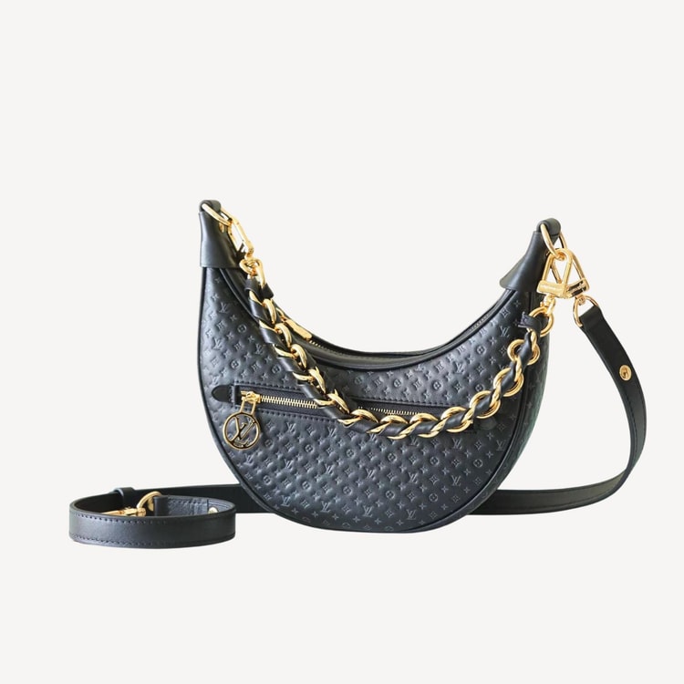 Louis Vuitton Loop Black For Women‎ 9.1in/23.1cm M22591