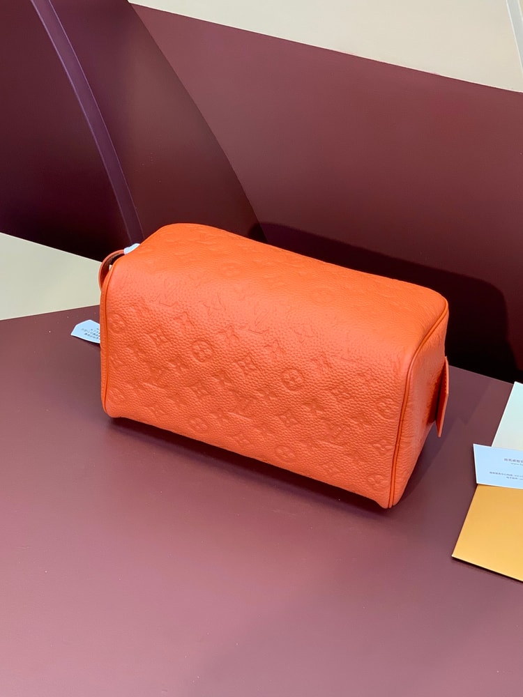 Louis Vuitton Dopp Kit Orange For Men 28cm/ 11 in