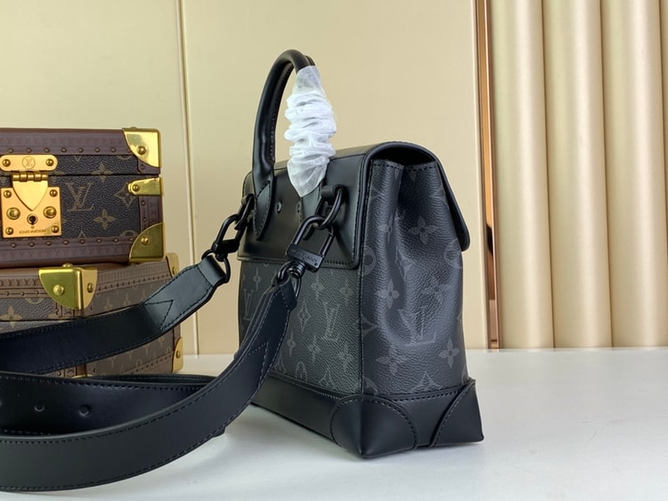 Louis Vuitton Steamer PM Black For Men 9.8in/25cm M46953