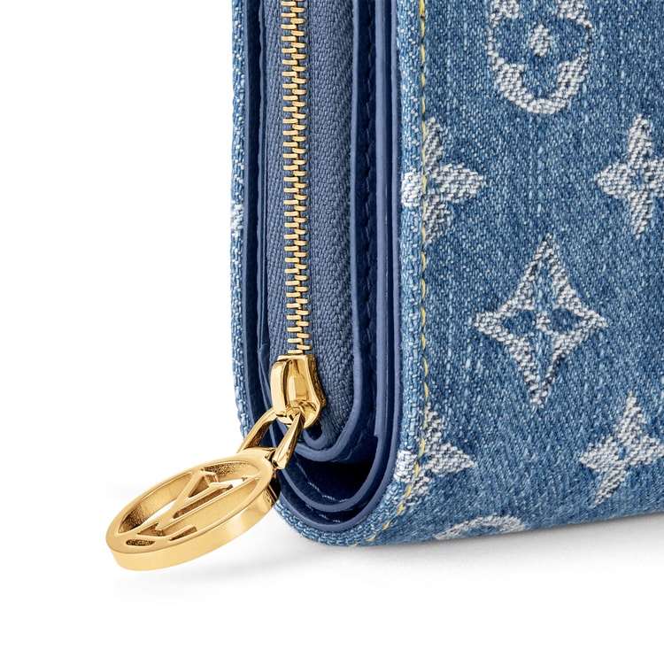 Louis Vuitton Lou Wallet Blue For Women 4.5 Inches/ 11.5 Cm M83160